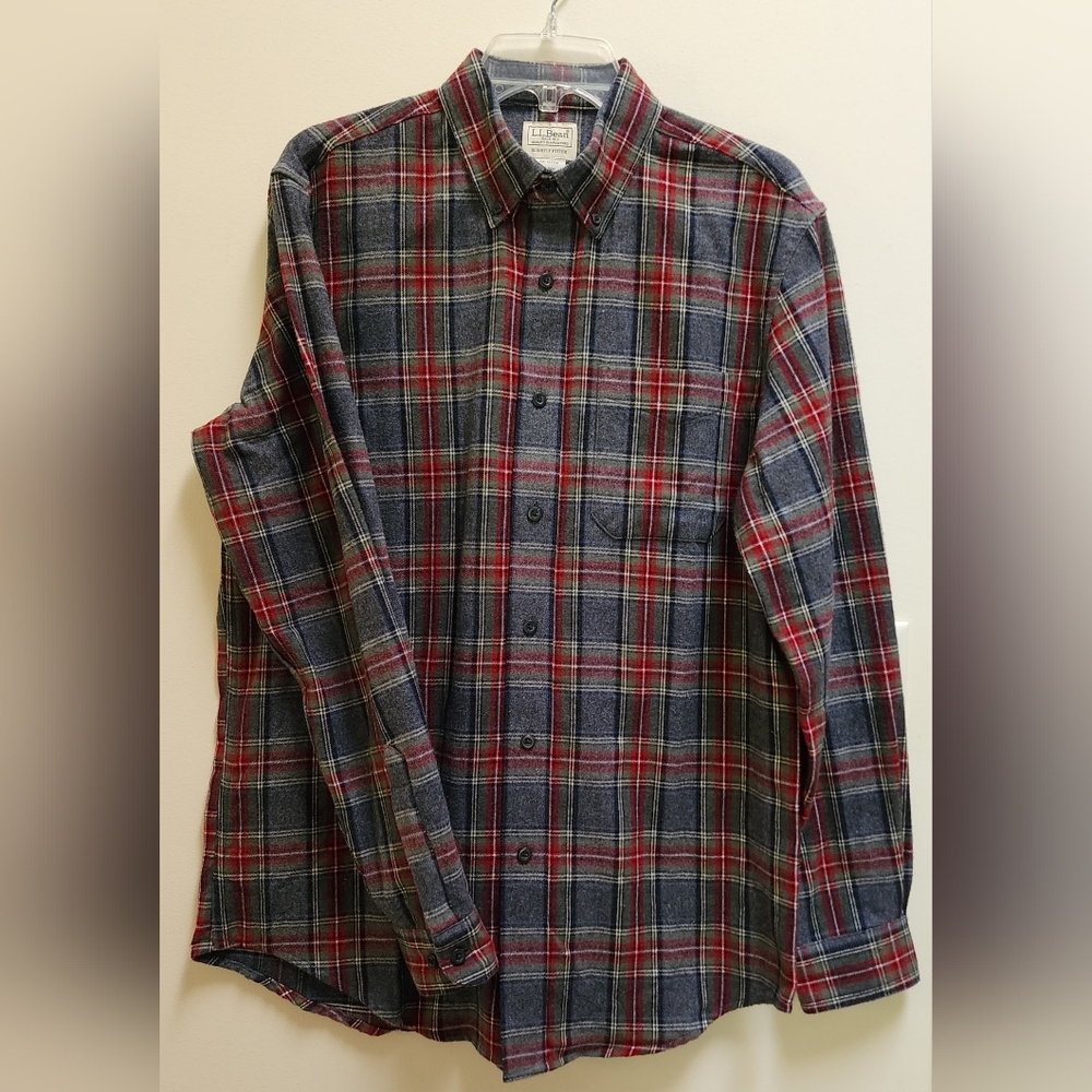 NWT L.L. Bean Men's Flannel Plaid Shirt Long Sleeve Size M Slightly Fitt…